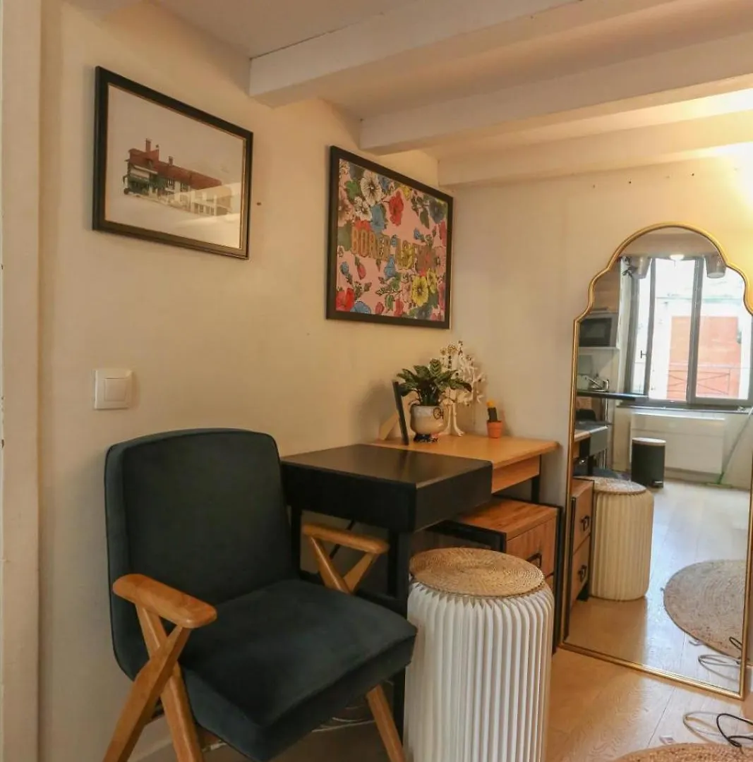 Lovely Studio For 2 Near The Marais Paris Apartment